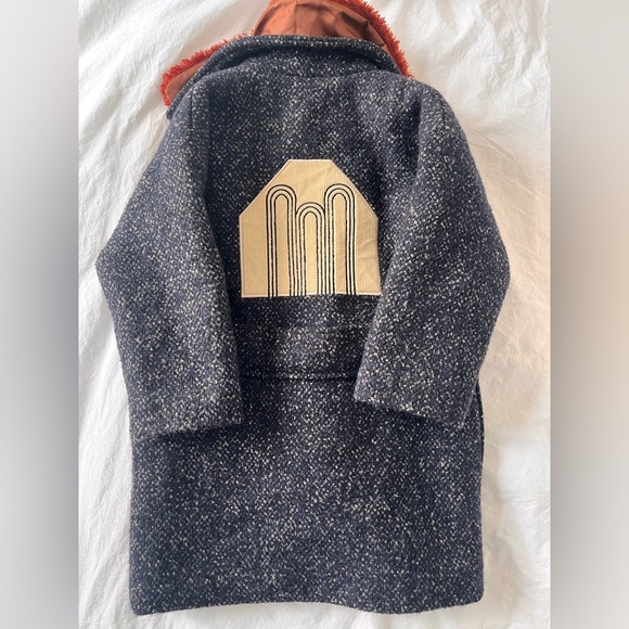 Stylish Kids' Pea Coat with Red Collar - Picture 7 of 9